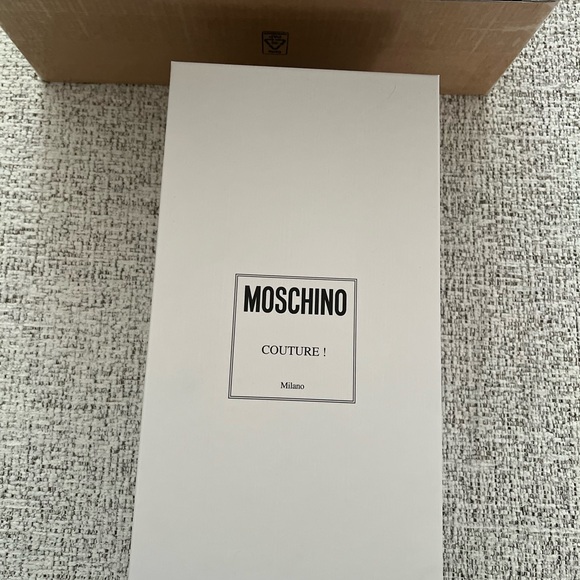 Moschino women’s slides - Picture 5 of 6